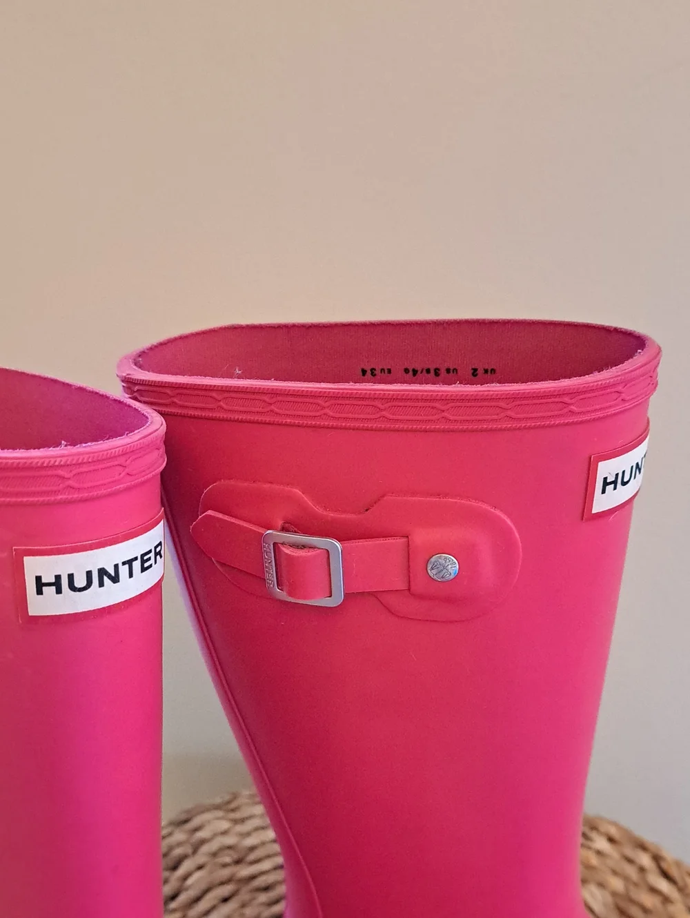Hunter Girls Youth Classic Wellie Rain/Outdoor/Preppy Tall Pink Rubber Boots 4